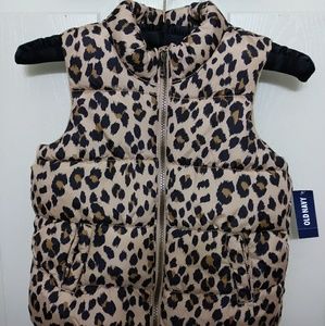 Old Navy Girl's Leopard Puffer Vest 5T